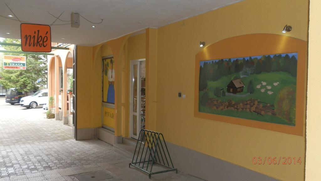 Penzión Marína pri Slovenskej reštaurácii Brezno Quarto foto