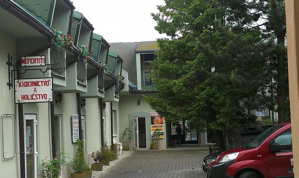 Penzión Marína pri Slovenskej reštaurácii Brezno Quarto foto